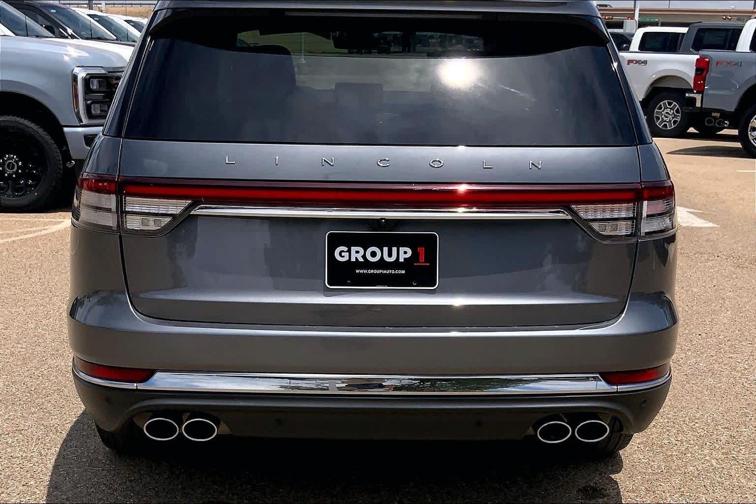 Used 2022 Asher Gray Metallic Clearcoat Lincoln Reserve image 31