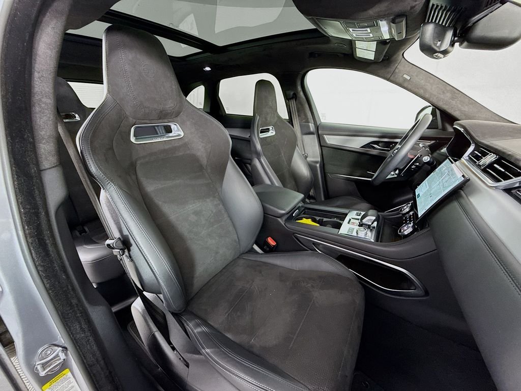 Certified Used 2021  Jaguar SVR image 30