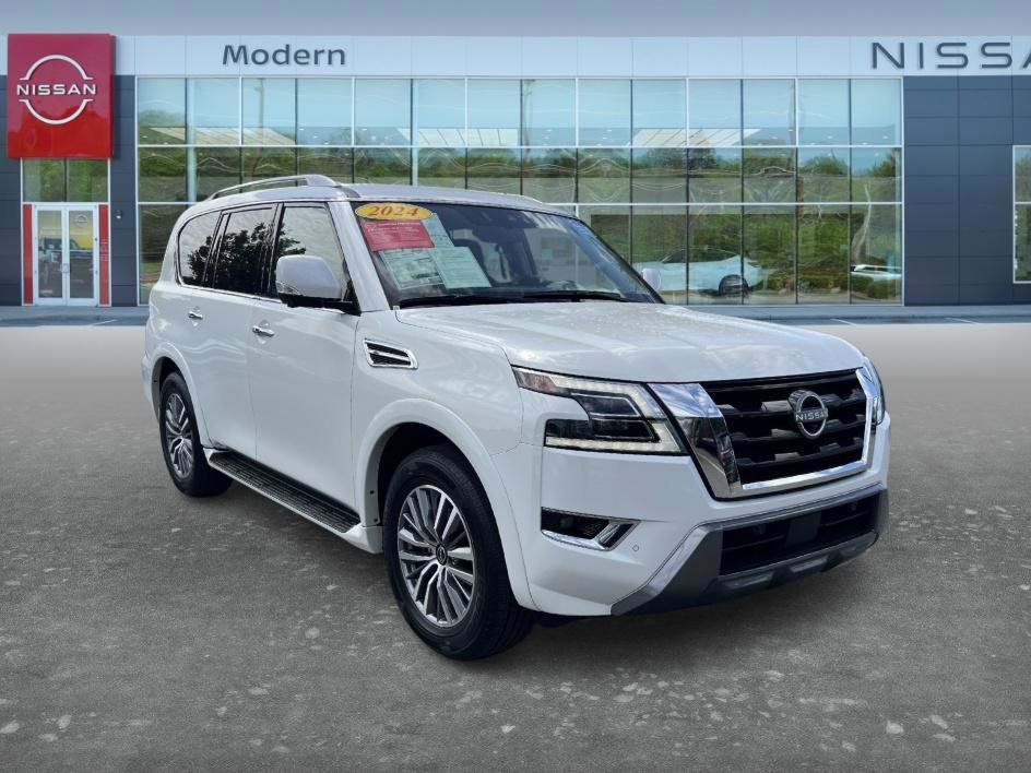 Used 2024 Aspen White Tricoat Nissan SL image 3