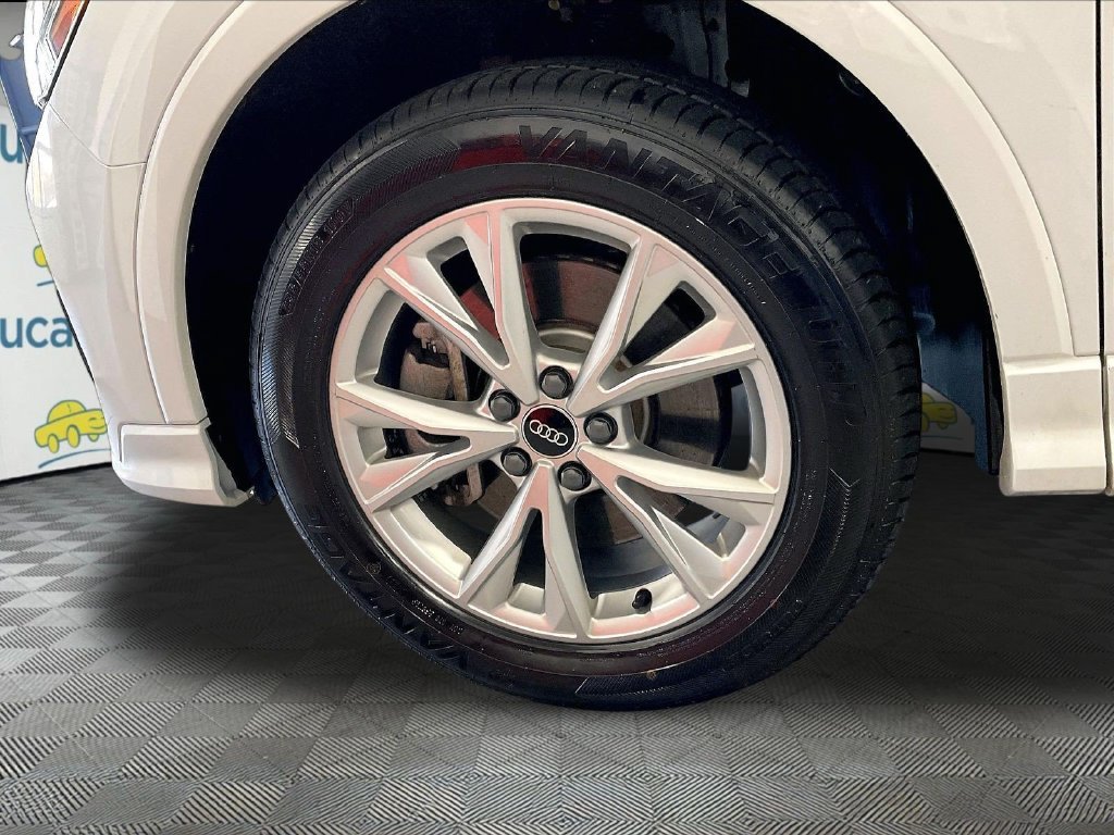 Used 2025 White Audi Premium image 7