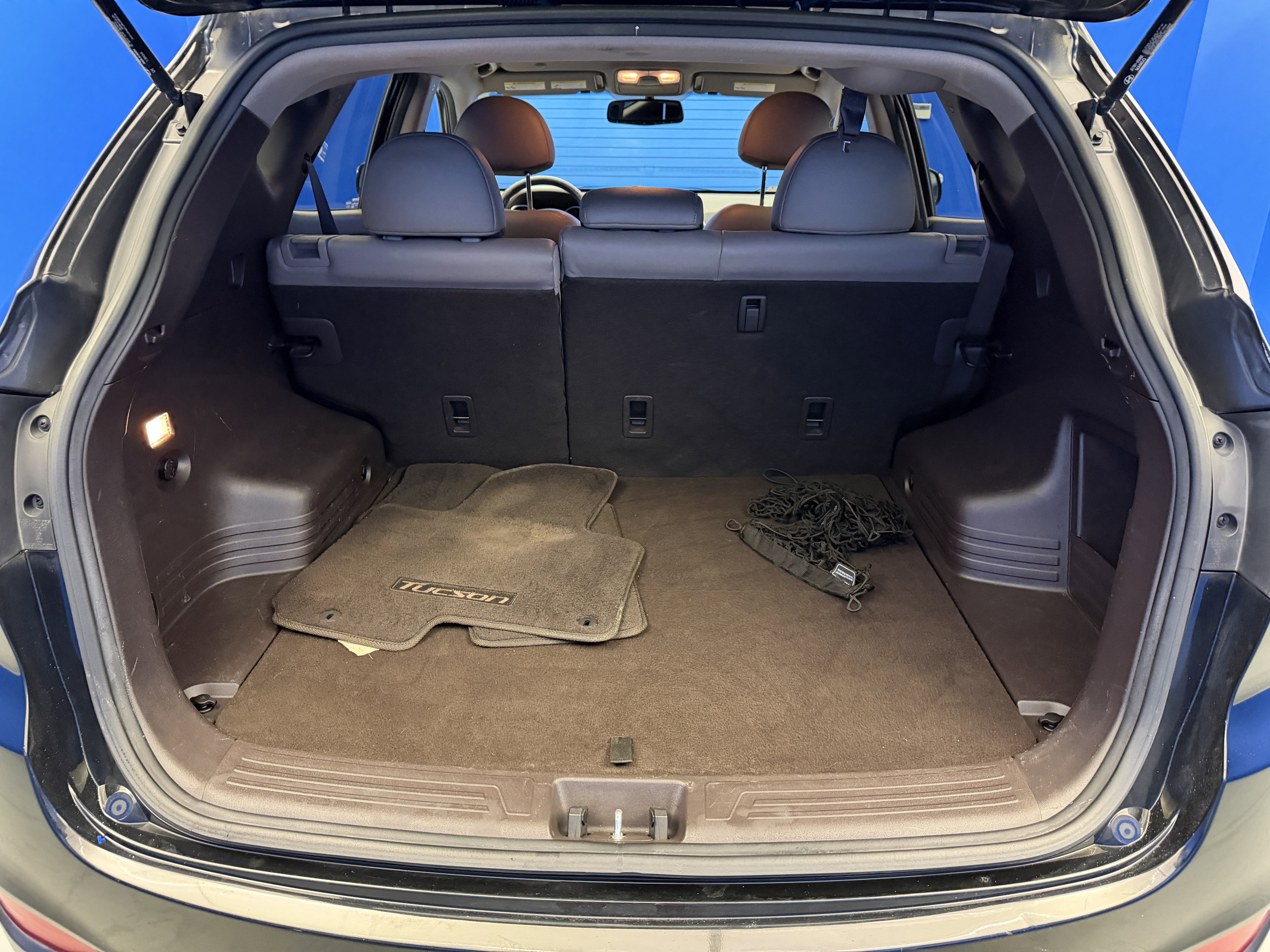 Used 2014 Ash Black Hyundai Limited image 29