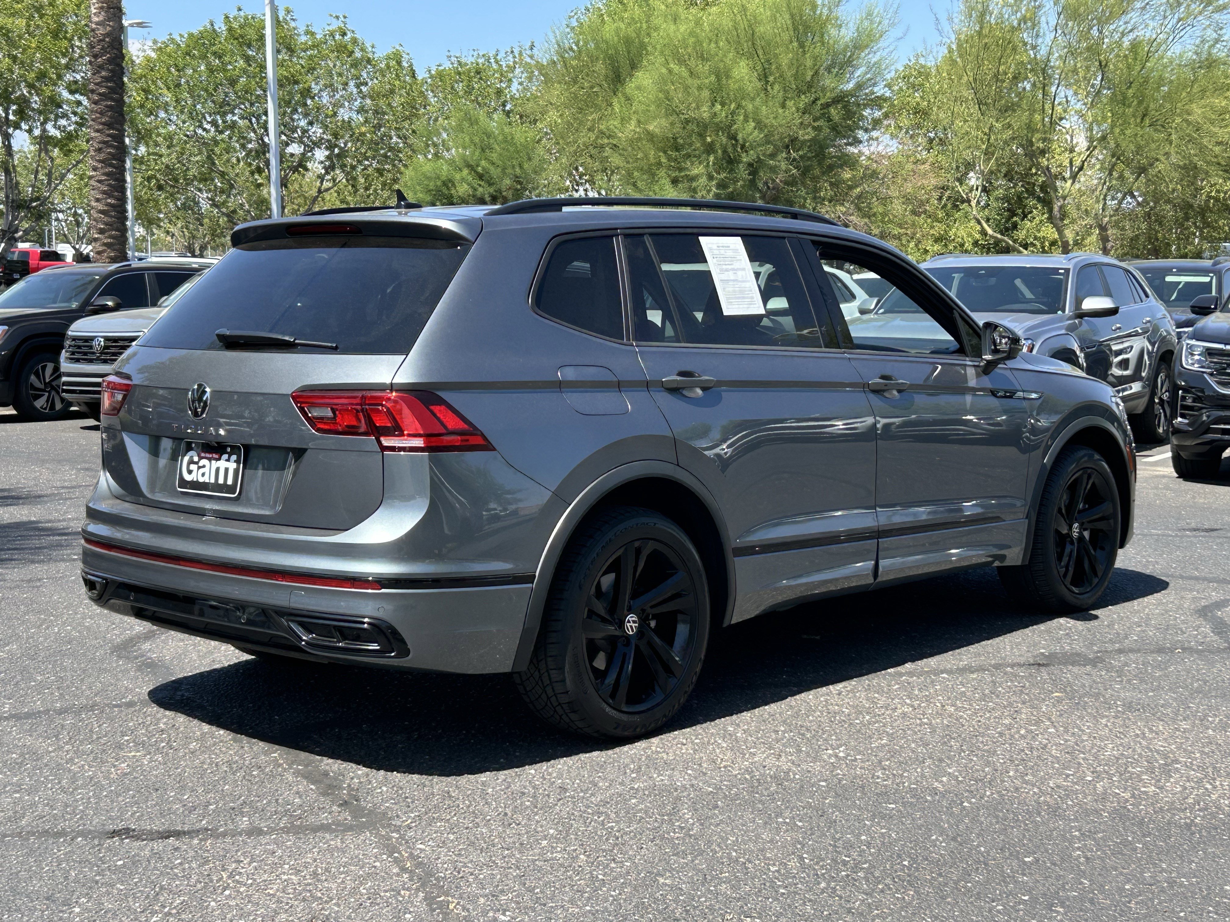 Used 2024 Platinum Gray Metallic Volkswagen SE R-Line Black image 4