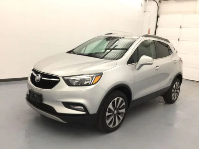 Used 2017 Silver Buick Preferred II image 2