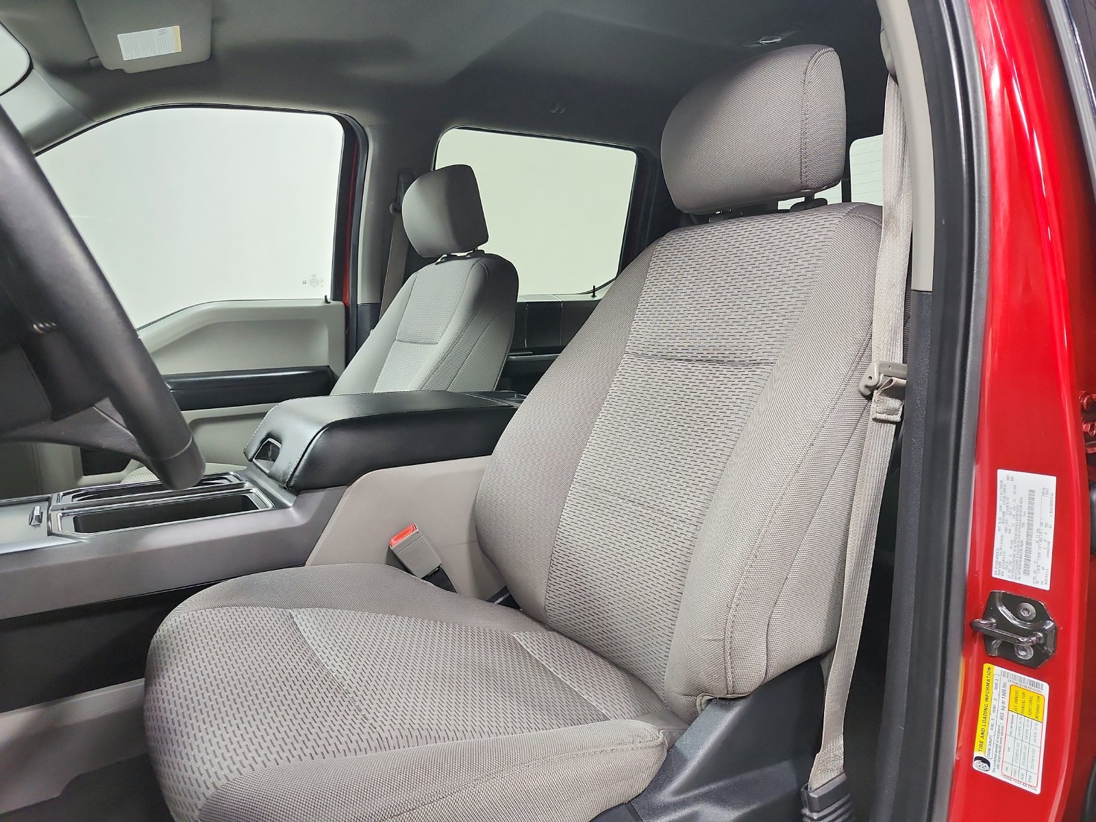 Used 2020 Red Ford XLT image 19