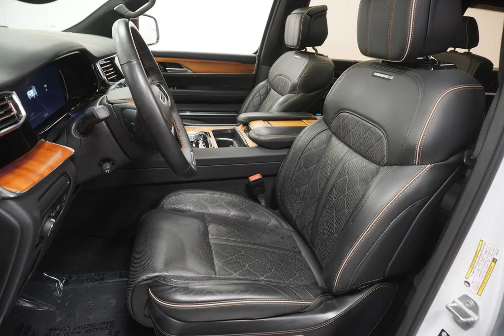 Used 2023 White Jeep Series III image 11