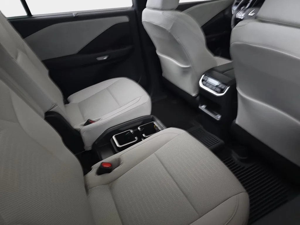 New 2026 Wind Chill Pearl Lexus PREMIUM AWD image 11