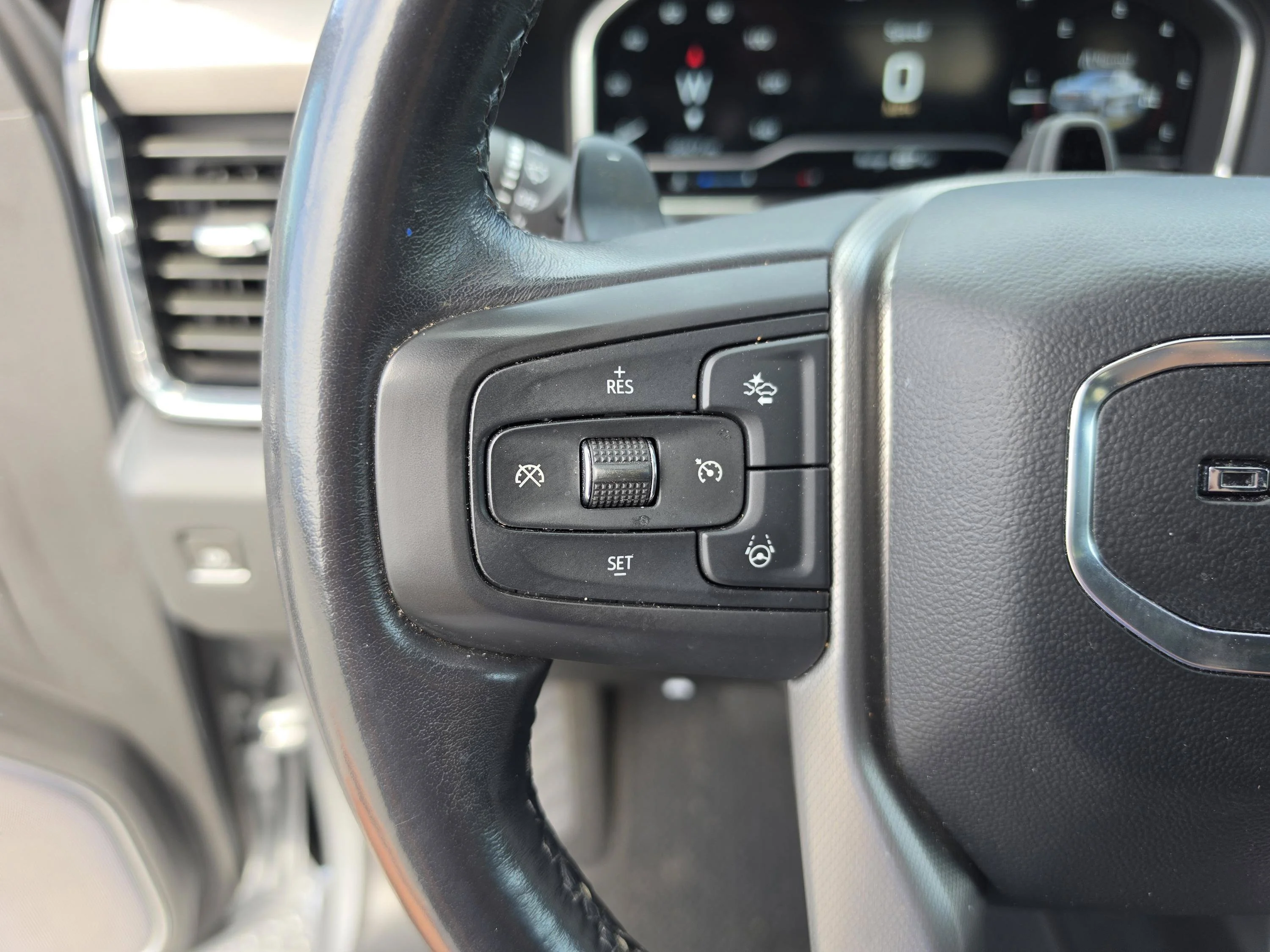 Used 2024 Sterling Metallic GMC Denali image 33