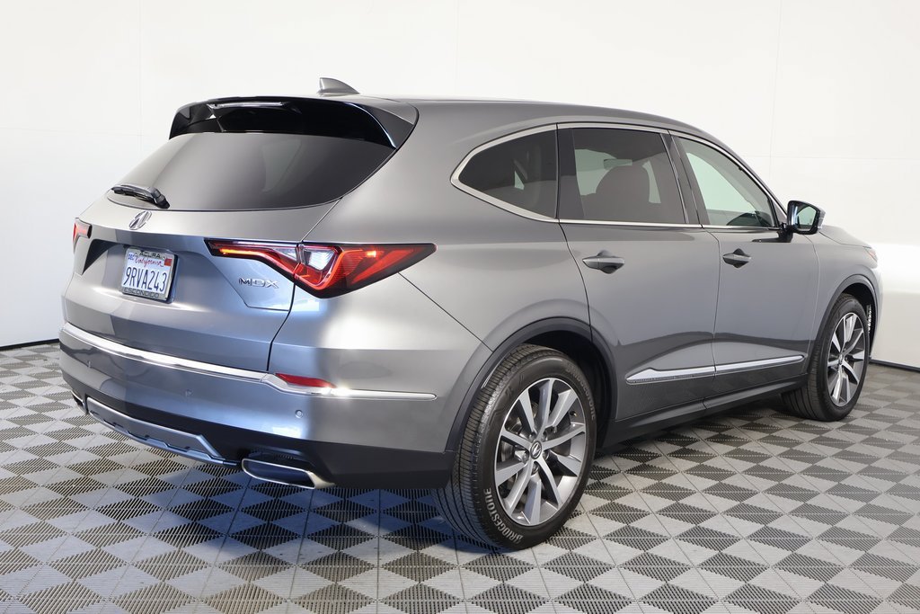 Used 2025 Black Acura Technology Package image 4