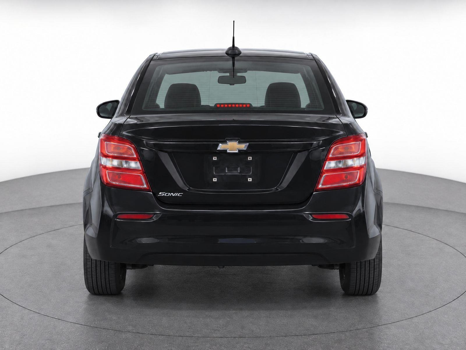 Used 2018 Mosaic Black Metallic Chevrolet LS image 7