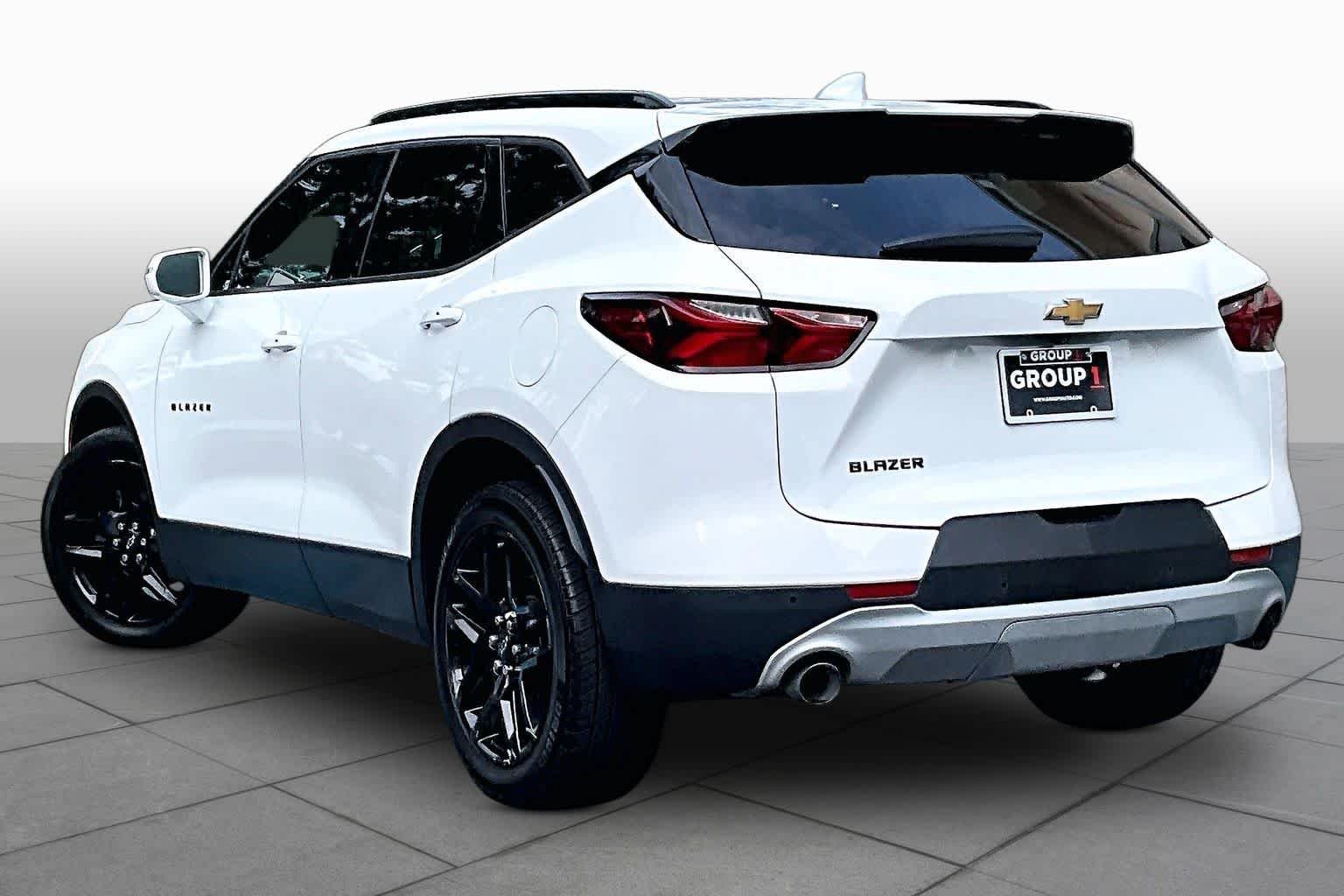 Used 2020 Summit White Chevrolet LT image 12