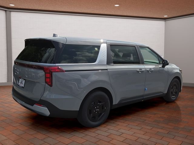 New 2027 White Kia LXS image 3