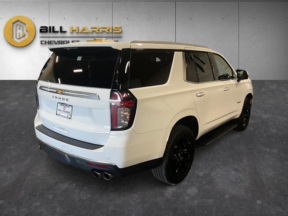 Used 2023 White Chevrolet High Country image 2