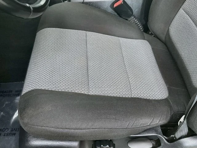 Used 2002 Black Clearcoat Ford XLT image 17
