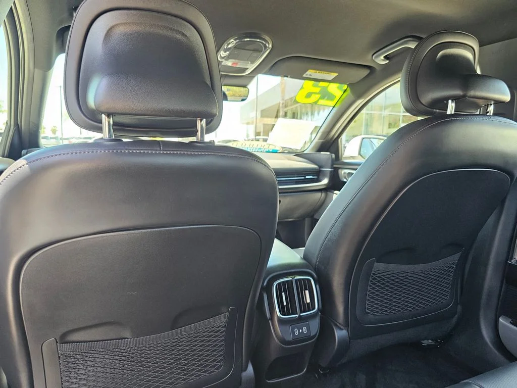 Used 2023 White Hyundai SEL image 20