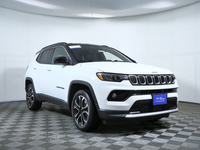 2023 Jeep Compass Limited 4X4's photo