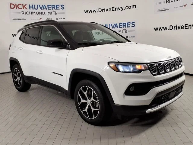 Used 2024 White Jeep Limited image 3