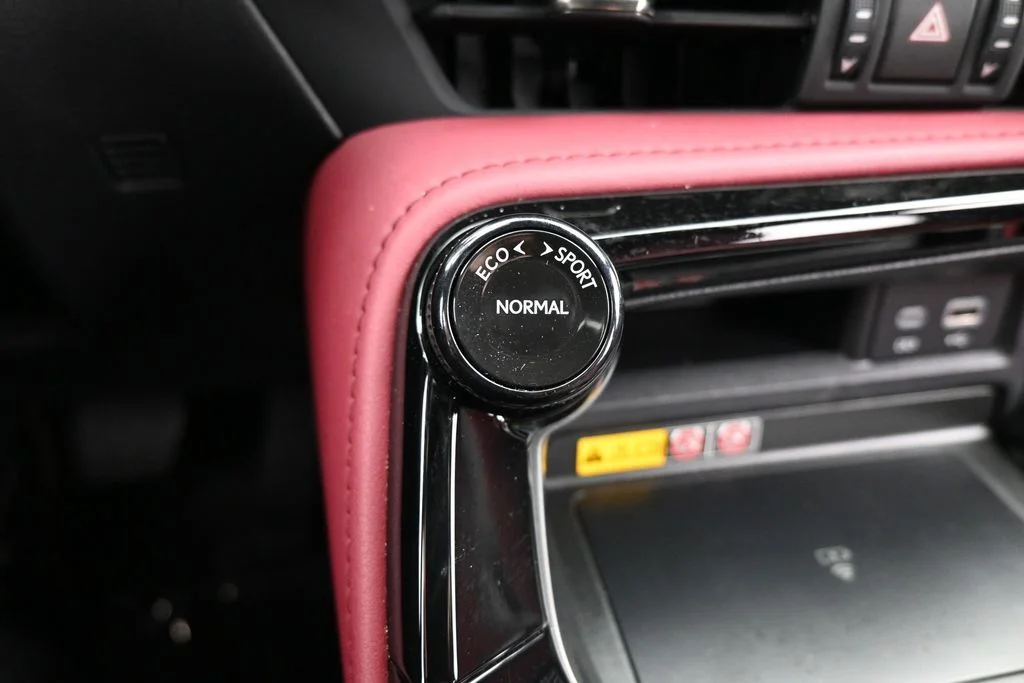 Used 2025 White Pearl Lexus 350 Premium image 27