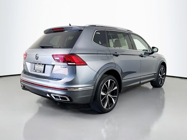 Used 2023 Gray Volkswagen 2.0T SEL R-Line image 7