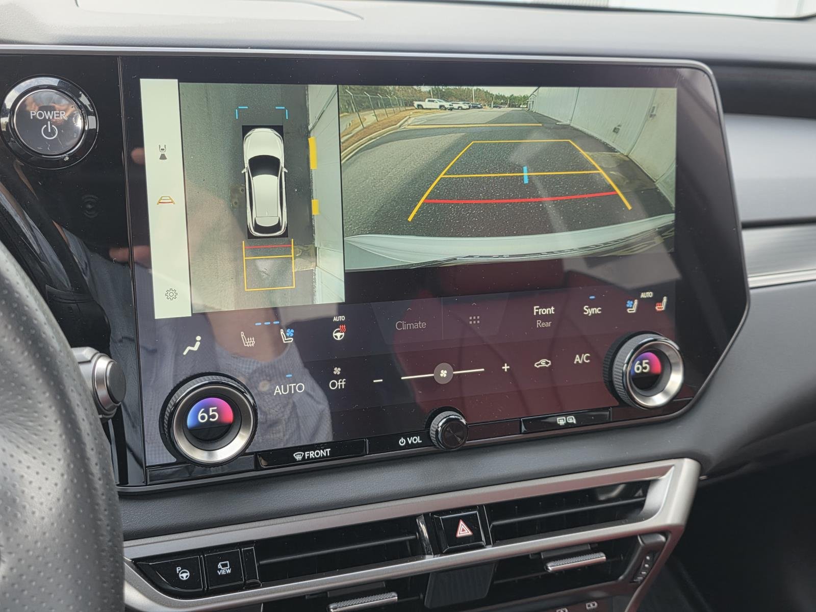 2024 Lexus RX Hybrid 500h - Photo 16