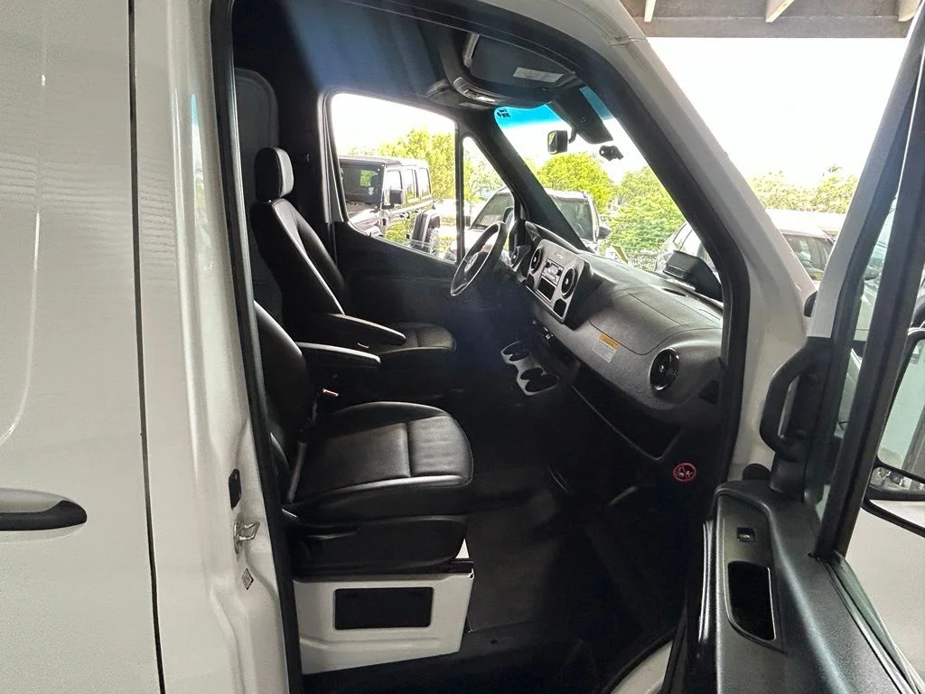 Used 2025 White Mercedes-Benz Cargo 144 WB image 36