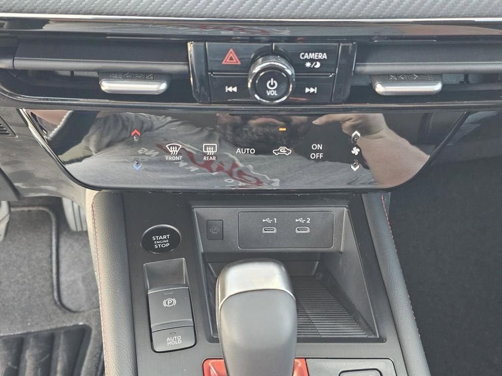 2026 Nissan KICKS SR - Photo 22