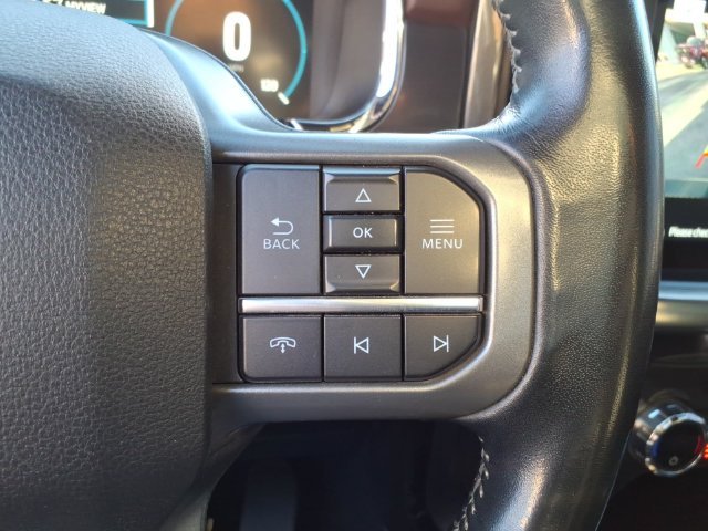 Used 2021 White Ford Lariat image 32