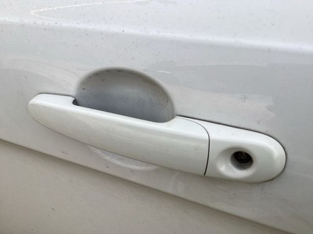 Used 2013 Oxford White Ford SE image 15