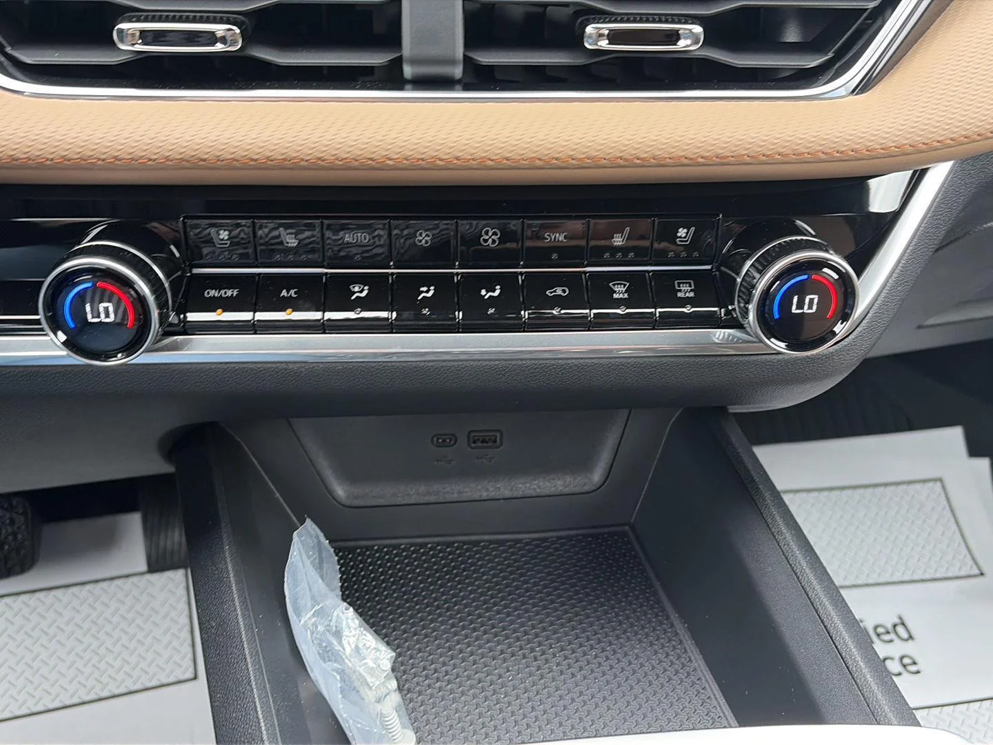 2027 Chevrolet Equinox ACTIV - Photo 25