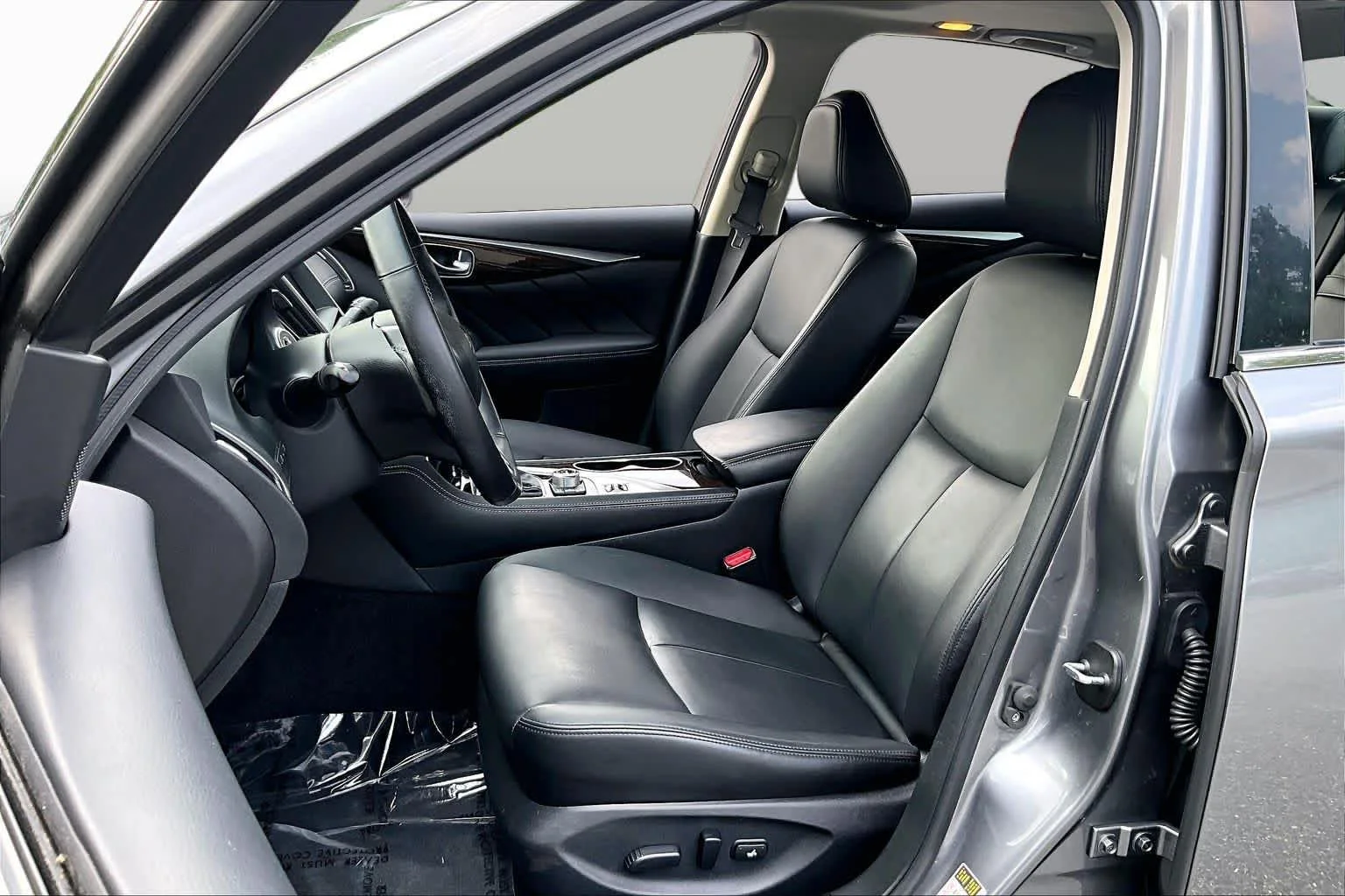 Pre-Owned 2019 INFINITI Q50 3.0t LUXE