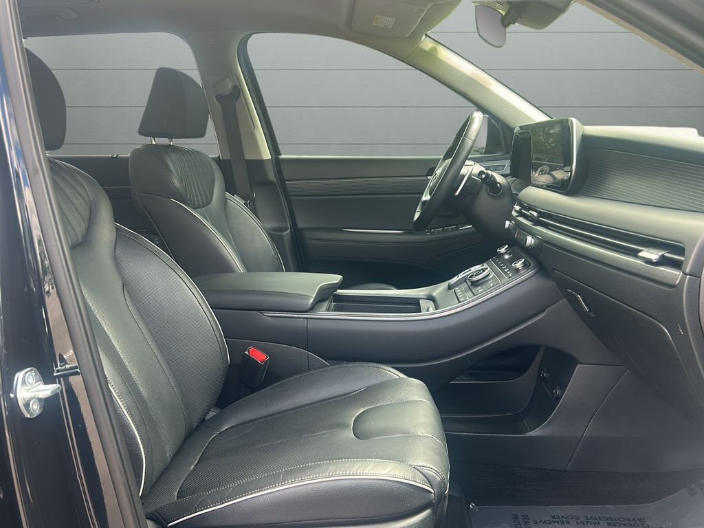 Used 2023 White Hyundai Limited image 13