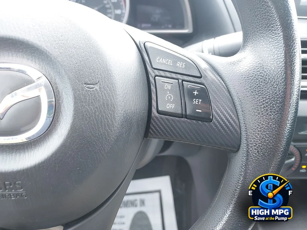 Used 2016 Blue Mazda i Sport image 12