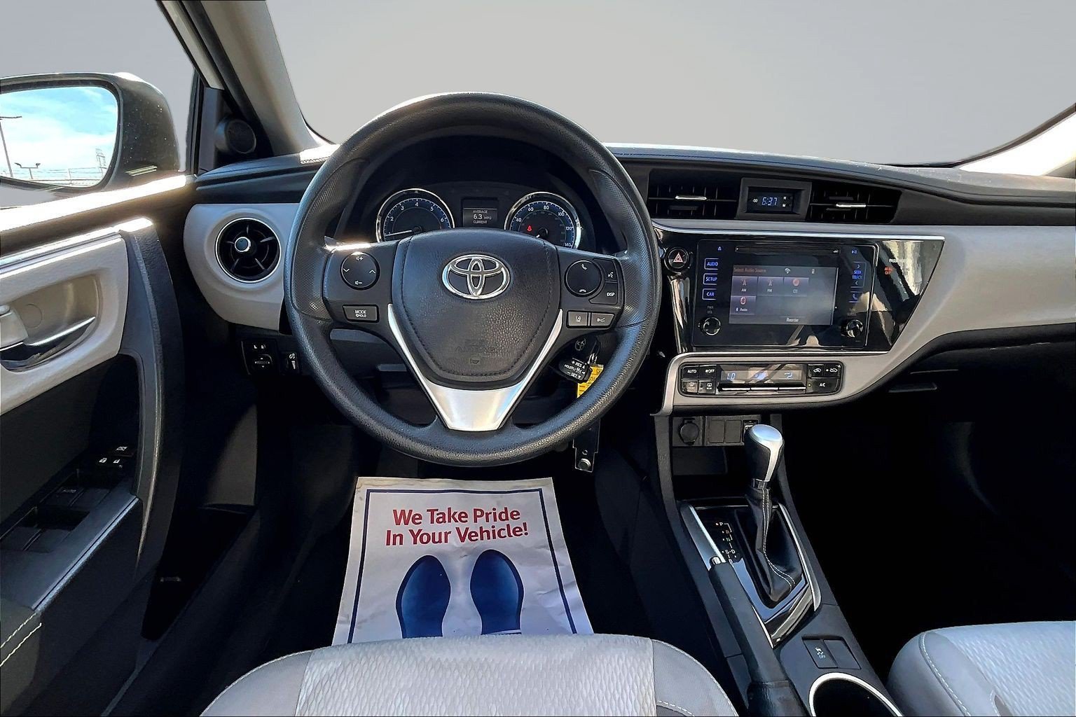 Used 2017 White Toyota LE image 7
