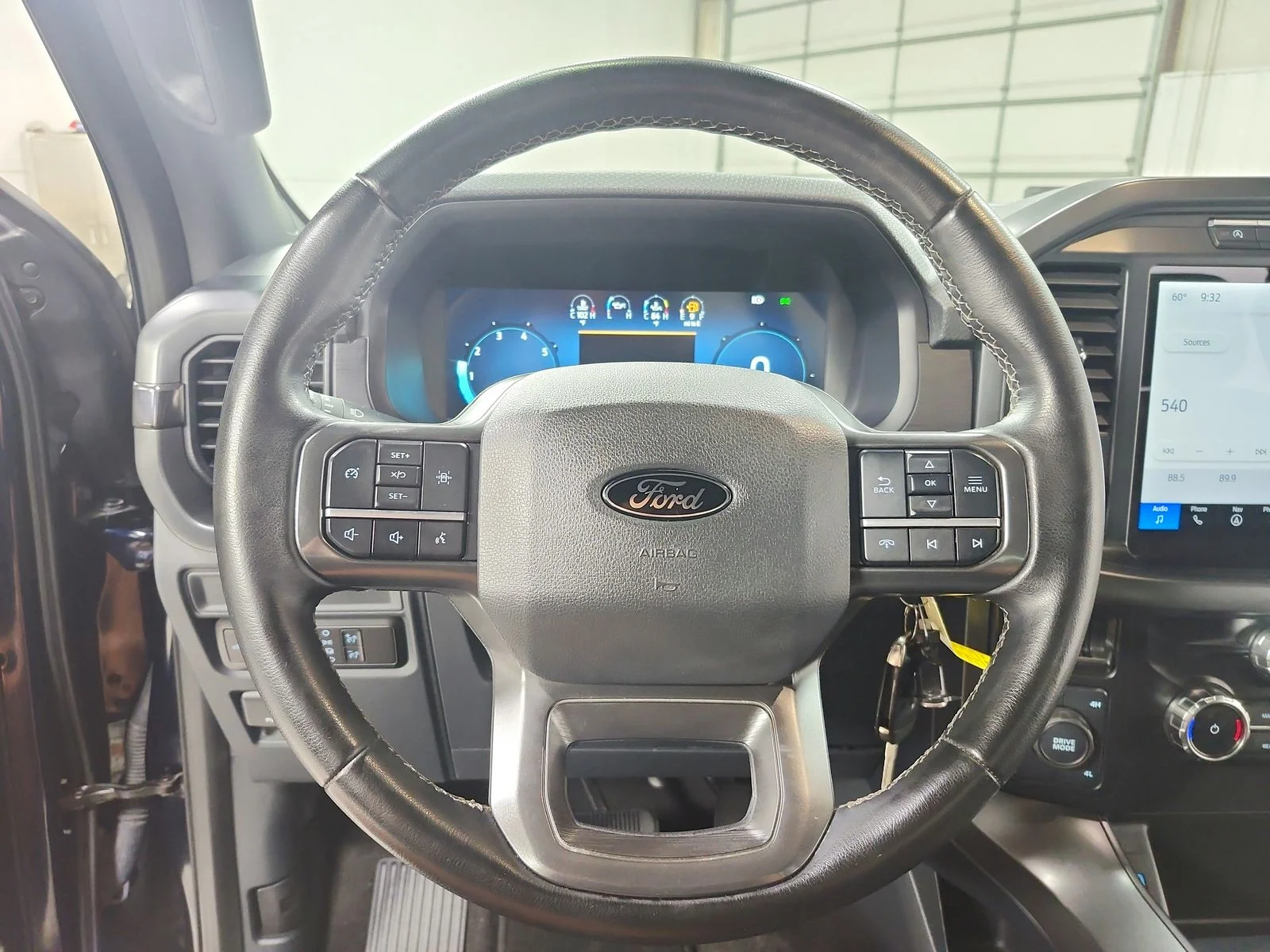 Used 2024  Ford XLT image 22