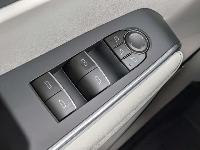 New 2027 Glacier White Tricoat GMC Denali image 26