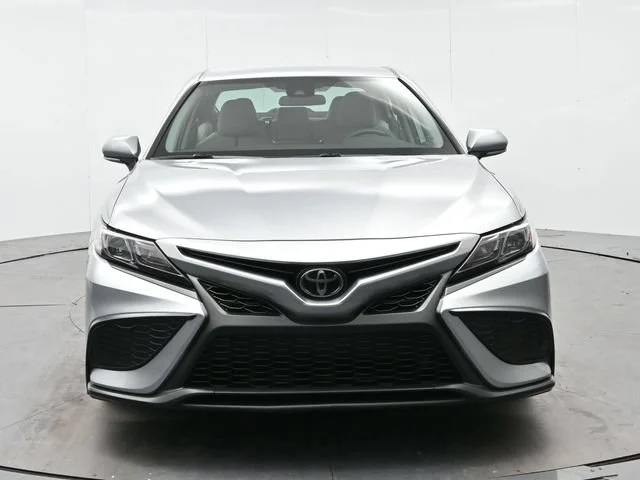 Used 2022 Celestial Silver Toyota SE image 2