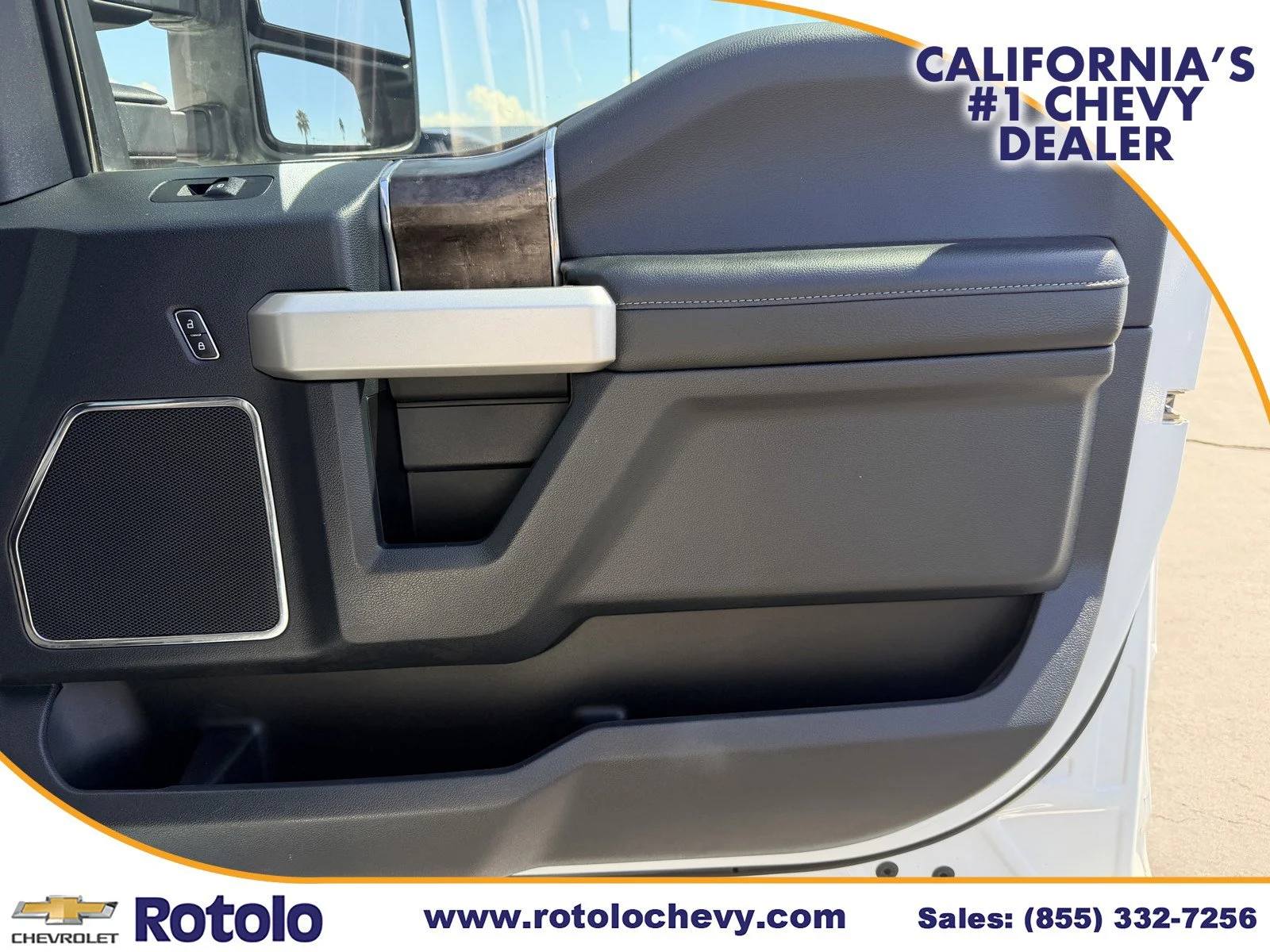 Used 2022 OXFORD WHITE Ford LARIAT image 9