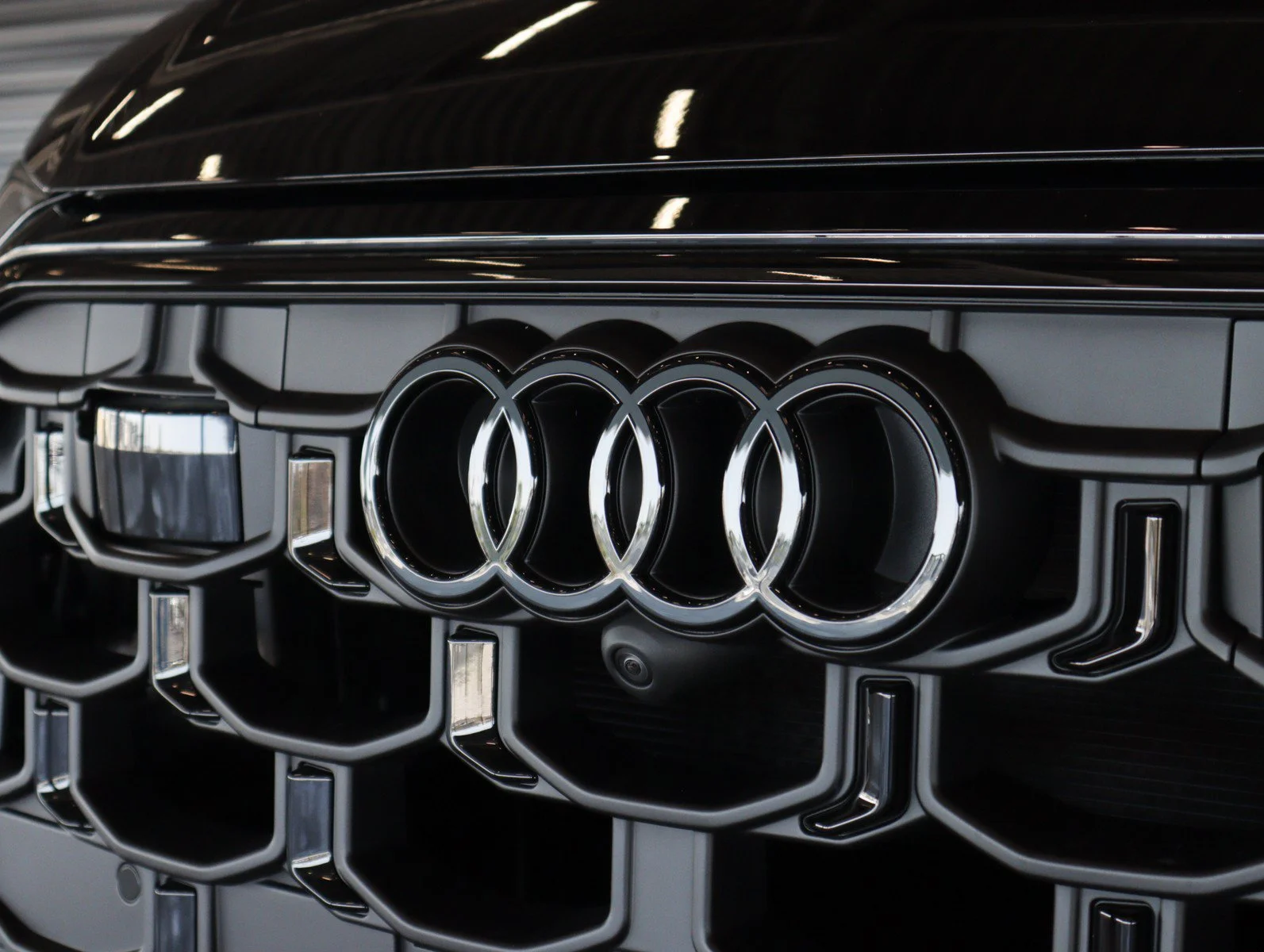 2027 Audi Q8 Premium - Photo 27