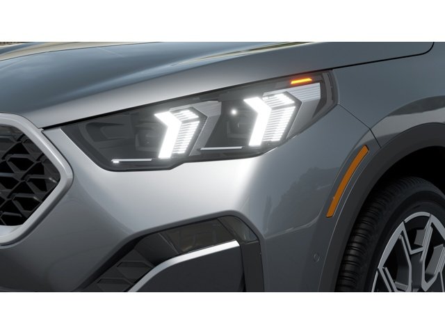 New 2027 Skyscraper Grey Metallic BMW  image 6