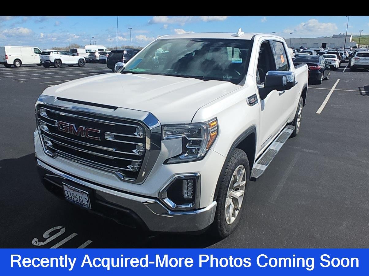 2022 GMC Sierra 4WD Crew Cab Short Box SLT's photo