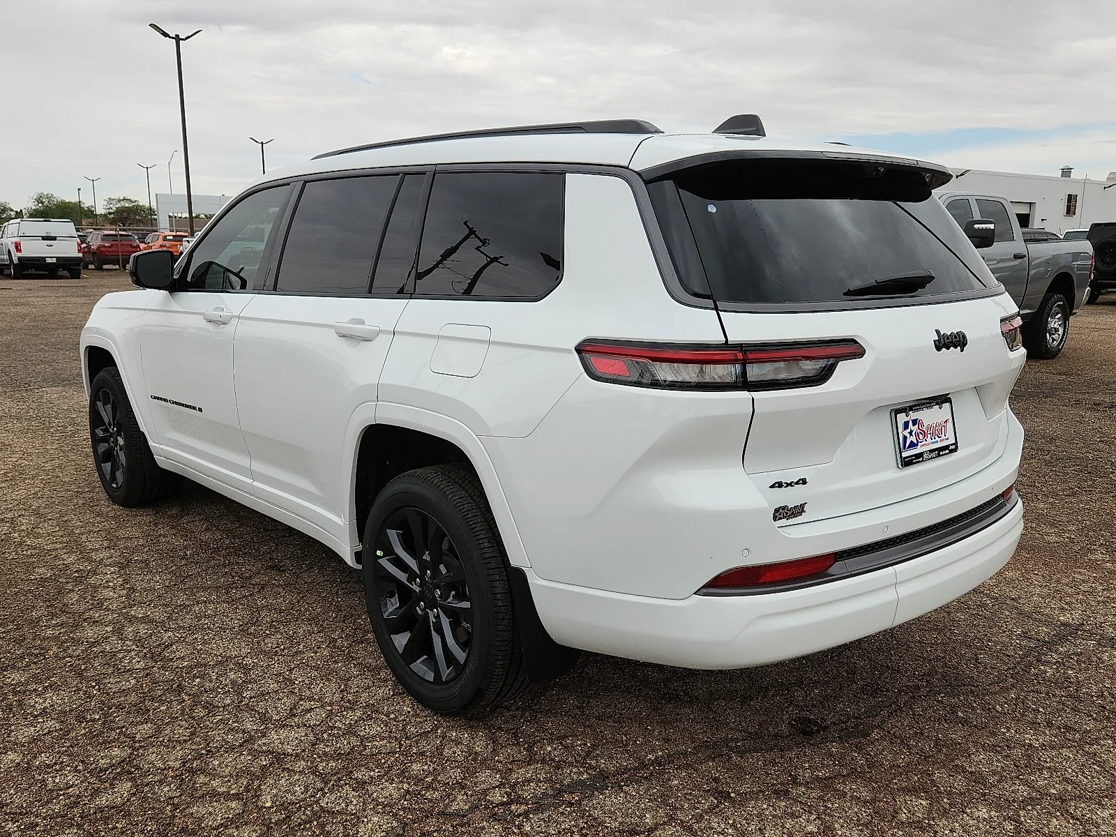 New 2026 White Jeep L LIMITED RESERVE 4X4 image 3