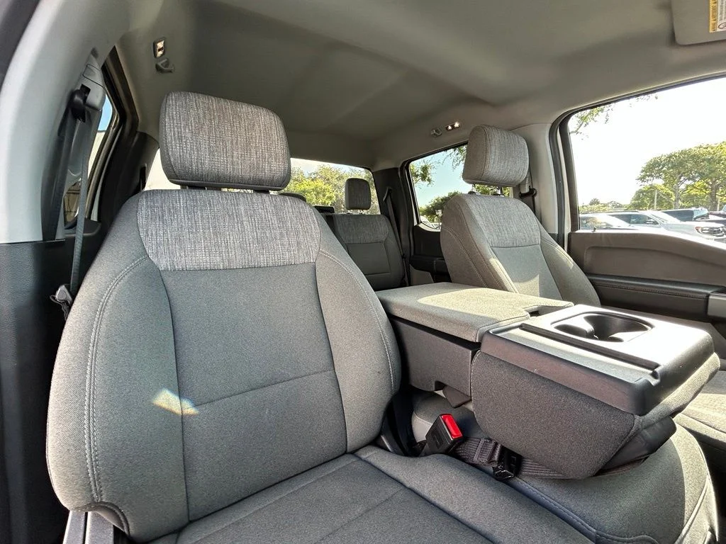 Used 2026 Oxford White Ford XLT image 29