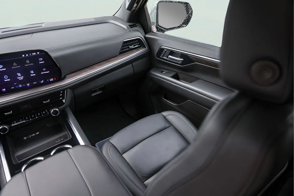 Used 2025 Gray Chevrolet LT image 29