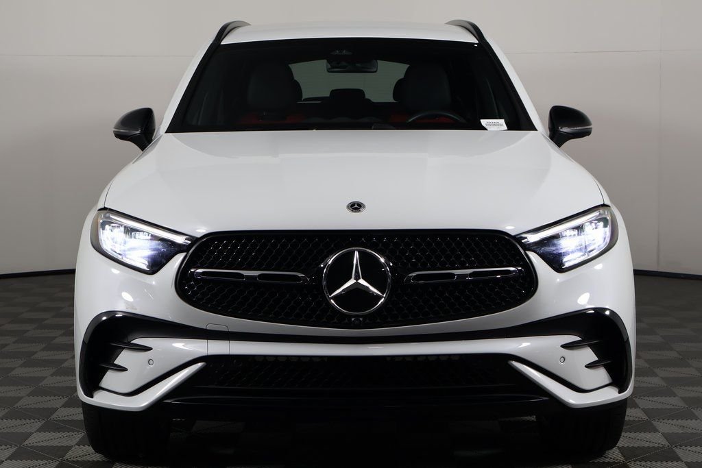 Used 2026 MANUFAKTUR Moonlight White Metallic Mercedes-Benz GLC 300 image 2