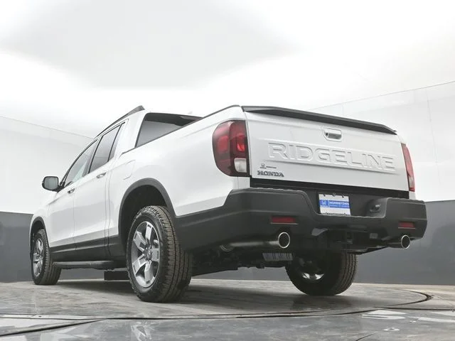 New 2026 Platinum White Pearl Honda RTL image 47