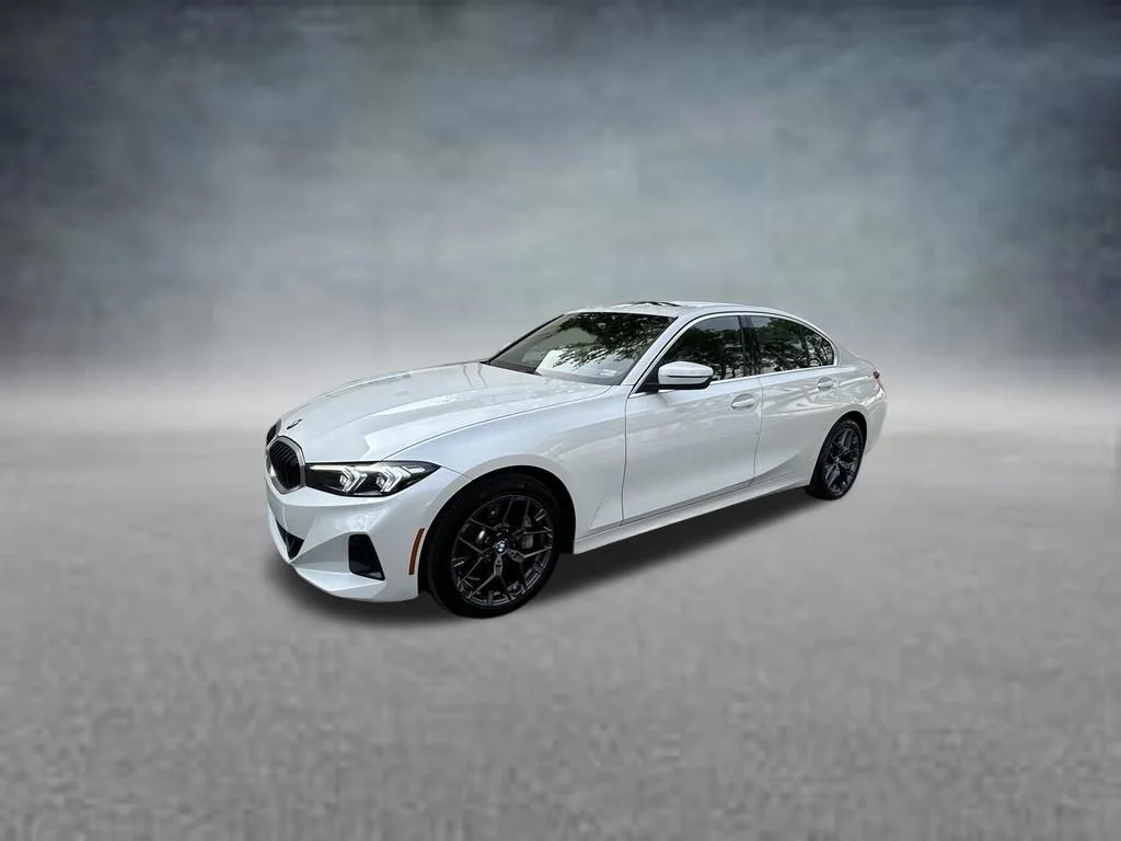 Used 2025 White BMW 330i image 3
