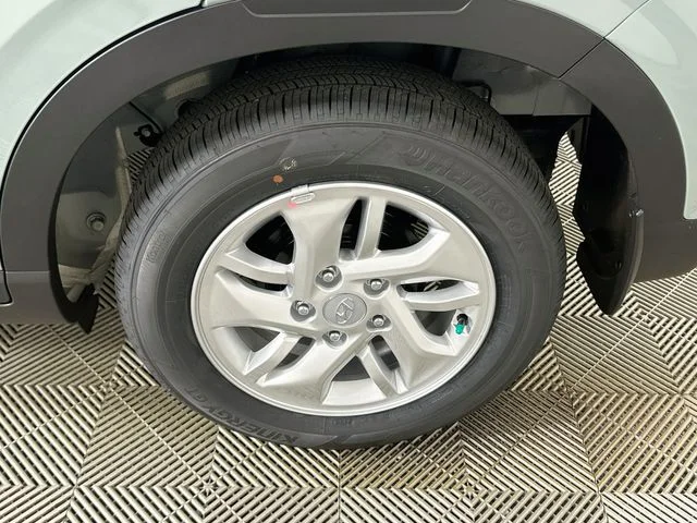 New 2026 Hyundai VENUE SE