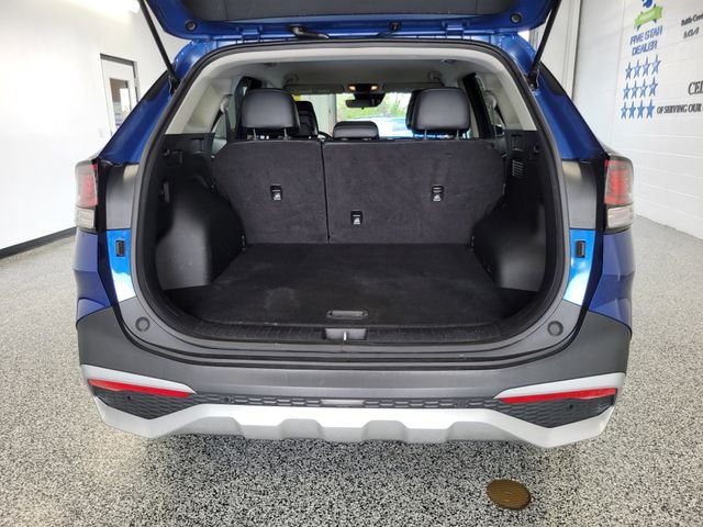 Used 2023 Blue Kia EX image 24