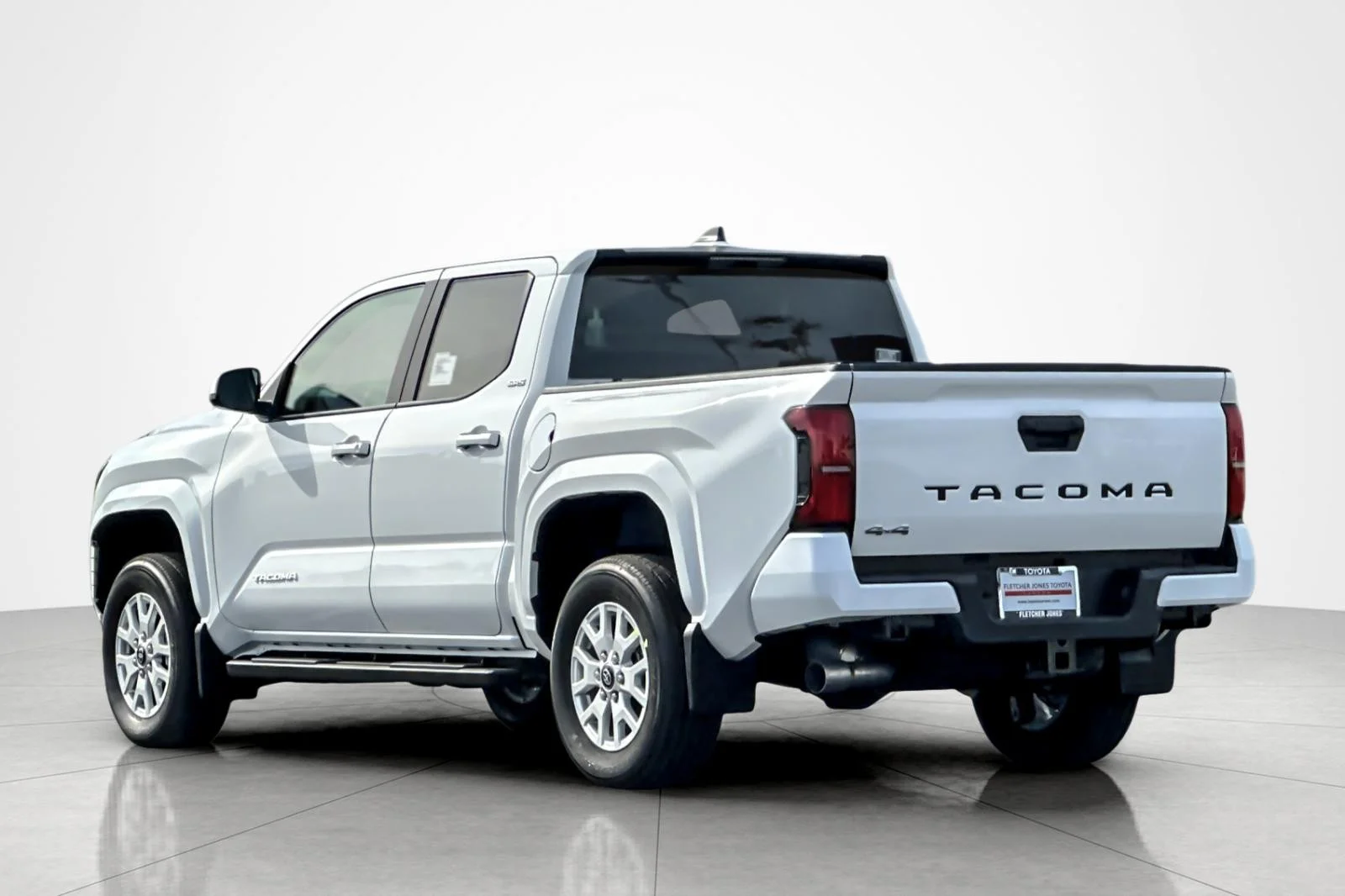 New 2026 Ice Cap Toyota  SR5 image 3