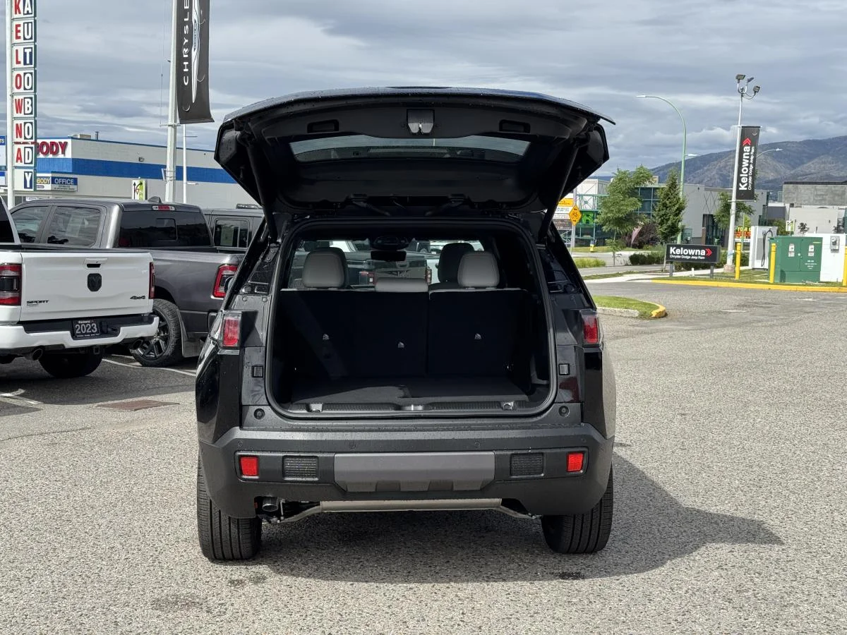 New 2026 Black Jeep Overland image 7