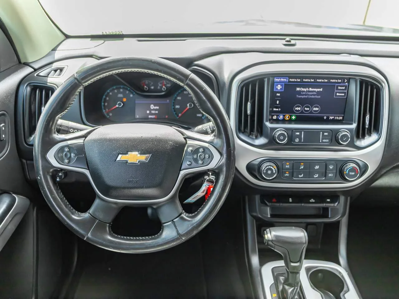 Used 2020 SATIN STEEL METALLIC Chevrolet 2WD LT image 11